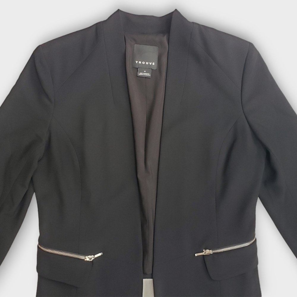 Trouve Black Collarless Cropped Back Blazer - Picture 2 of 12
